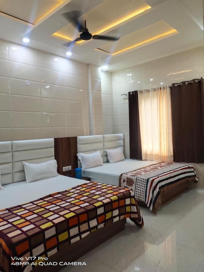 Jasneet Homestay อัมริตสา ภายนอก รูปภาพ