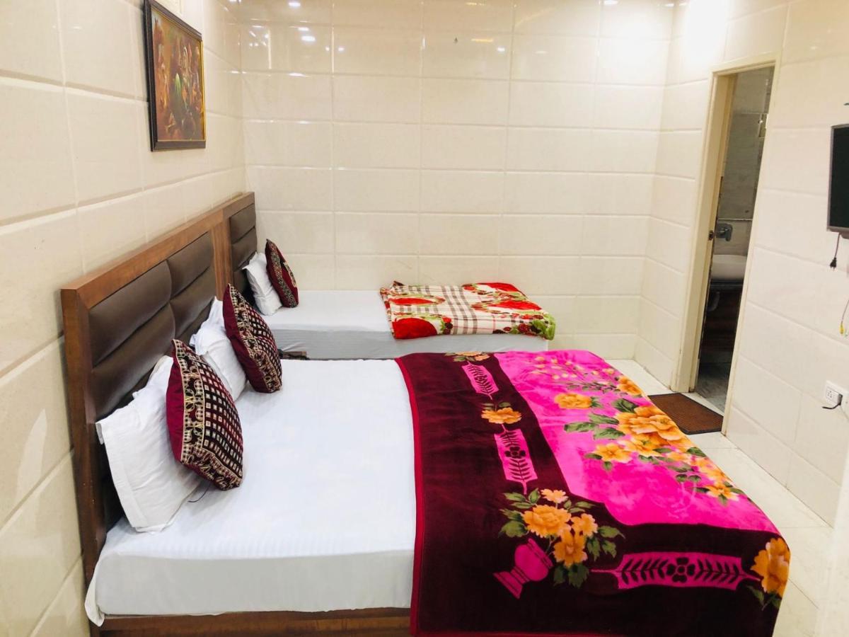 Jasneet Homestay อัมริตสา ภายนอก รูปภาพ